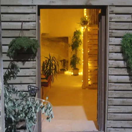 7 Caves Hotel-3