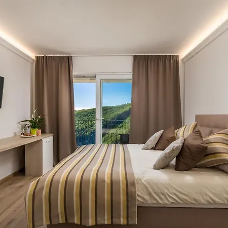 Pansion Villa Betina-3