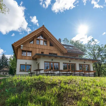 Planinska Koca Na Uskovnici-2