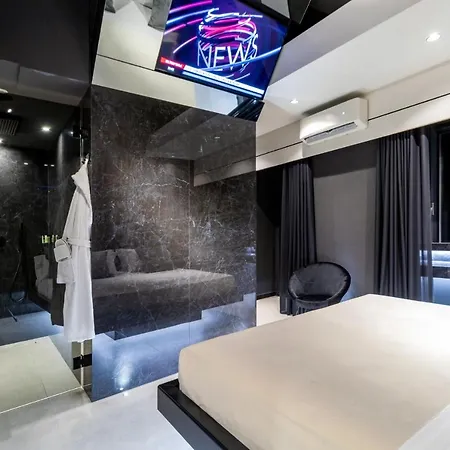 4 Suites " Unconventional Living Rooms "-3