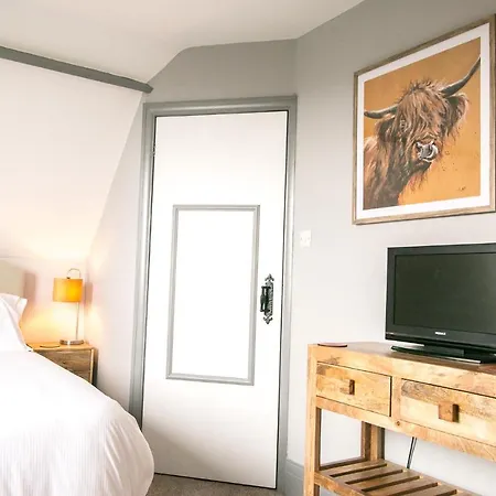 Raddicombe Lodge, Room Only Accommodation-3