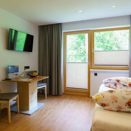 Hotel Alpenfrieden-2