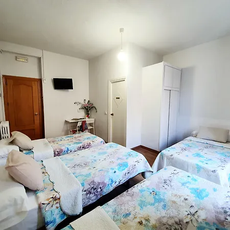 Hostal Alicante-3