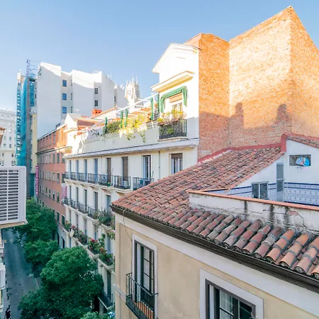 Far Home Gran Vía-3