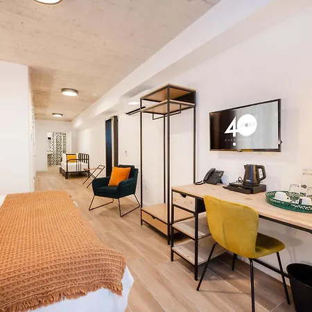 Fort40 Guest House-3
