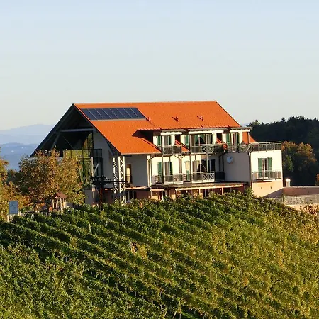 Weingut Gästezimmer Zweytick Robert-3
