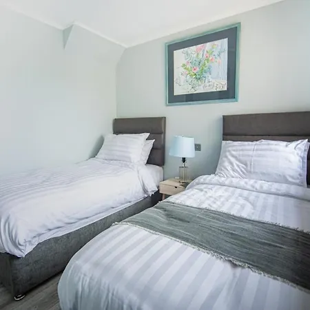 Half Door House Room Only-2