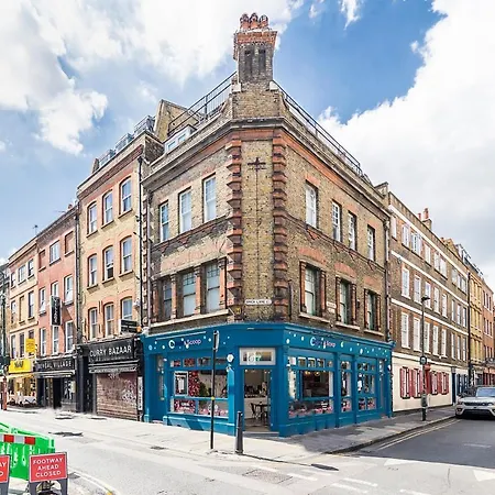Brick Lane Hub-3