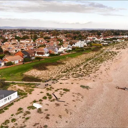 Pagham Getaways-2
