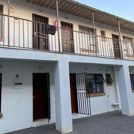 Soweto Towers Guest Accommodation-2