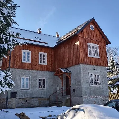 Na Vyhlidce-3