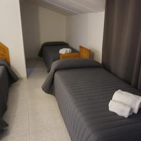 Hostal La Reserva-3