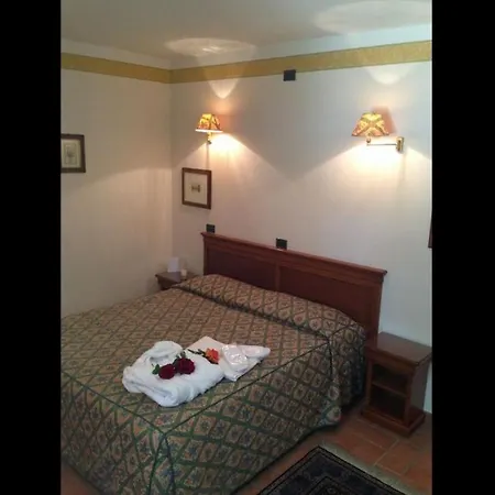 Affittacamere Villa Bagno Santo-2