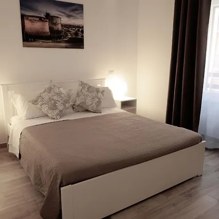 Central Guest House-3