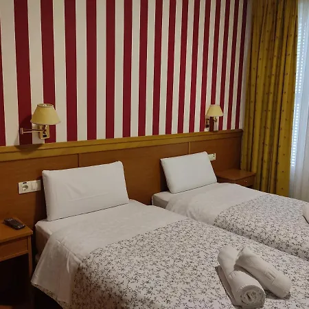 Hostal Salomé-2
