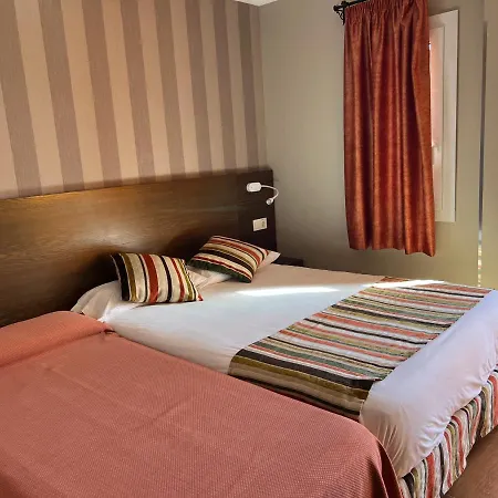 Hostal Los Coronales-2