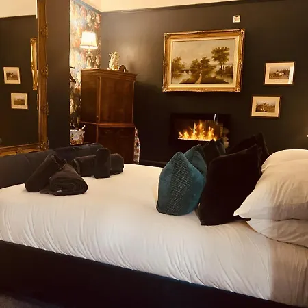 Mollys Boutique Hotel-2