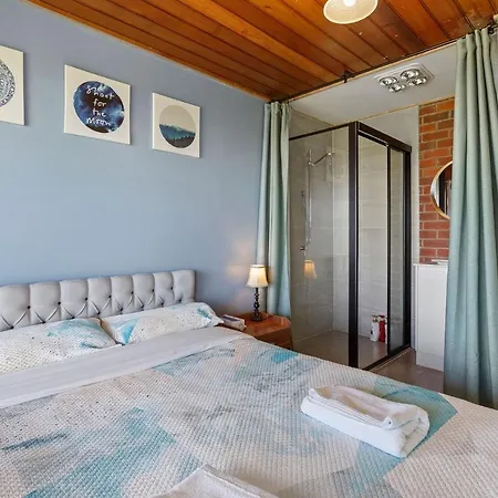 Apollo Panorama Guesthouse-2