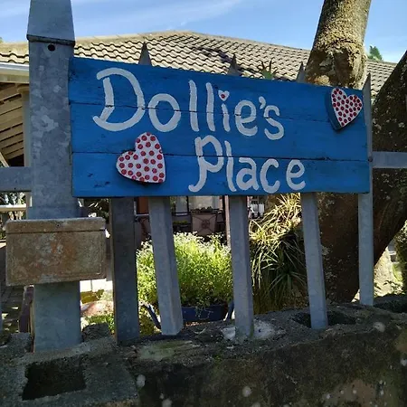 Dollies Place-3