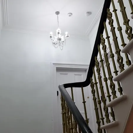 Windsor House-3