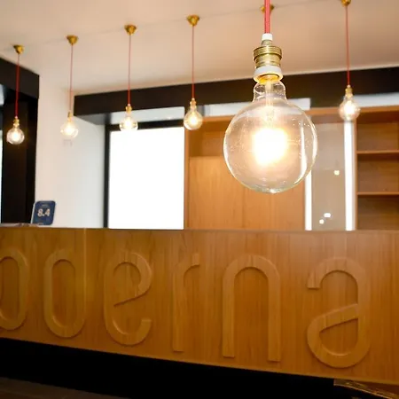 Moderna-2