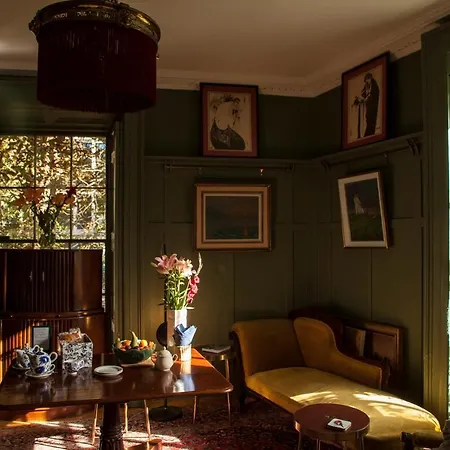 The Historical Harcourt Suites-2