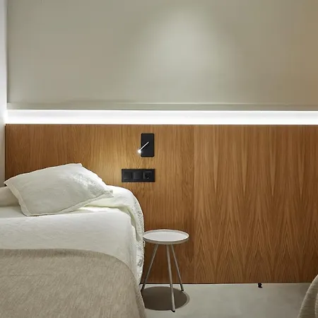 Ella Hostel Ramblas-2