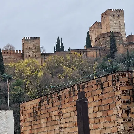 Patrimonio Arabe Vista A La Alhambra-2