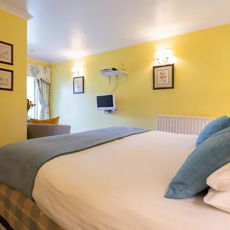 Homelands Guest House-3