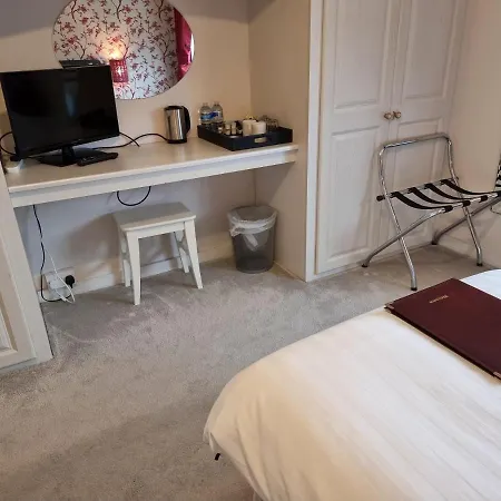 Denham Guest House-2