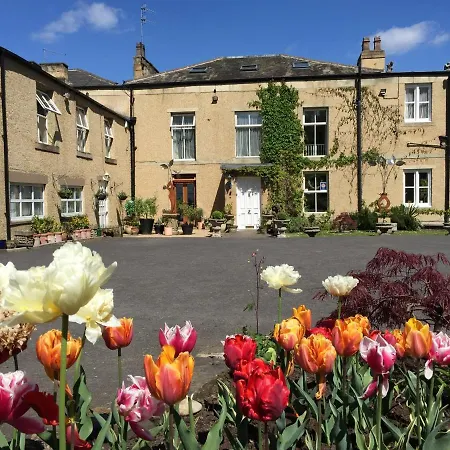 Hedgefield House-2