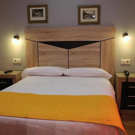 Hostal Madrid-3