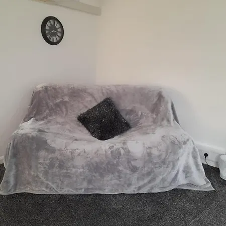 Riverside Rooms At Wheelgate House-2
