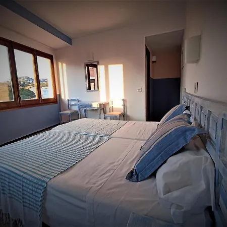 Hostal Santa Ana-2