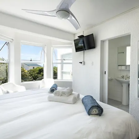 Cape Agulhas Guest House-3