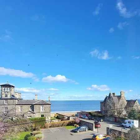 Straven Guesthouse-3