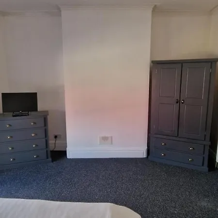 Self Check In Apartment In Central Doncaster-3