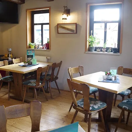 Wirtschaft&Pension Zum Huthaus-3