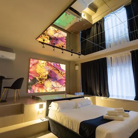 Maximum Exclusive Suite & Spa-2
