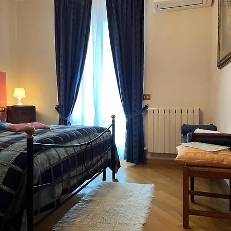 Tuscan Room-3