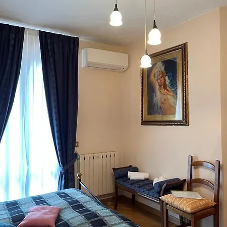 Tuscan Room-2