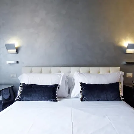 Navona Secret Stay Guest House-3