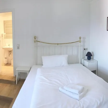Pension "Strandhotel"-2