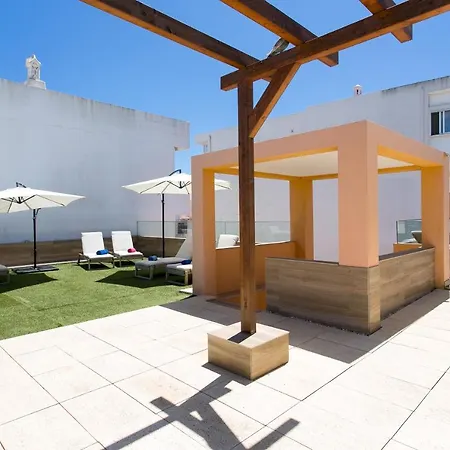 Casa Amarela Guesthouse-2