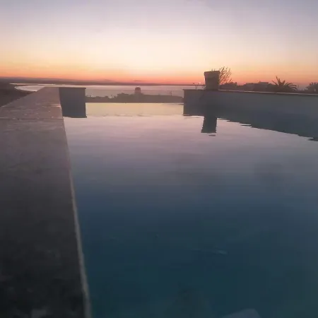 Sensations Guesthouse-3