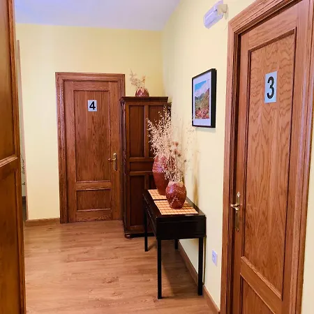 Hostal La Serna-2