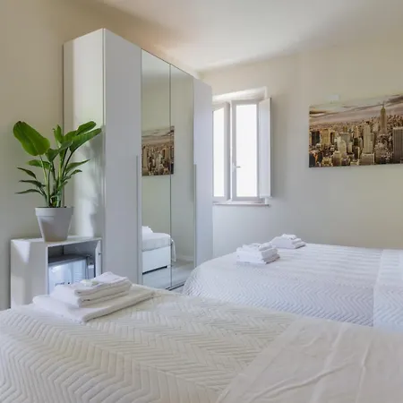Center Rooms-2
