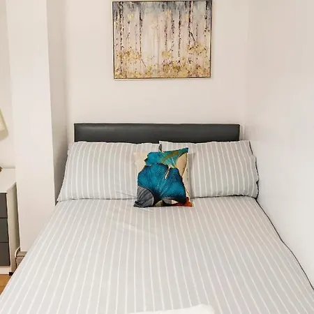 Birmingham City Centre Apartment Room Near China Town-3