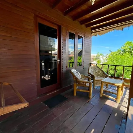 The Golden Ave Bungalow-3