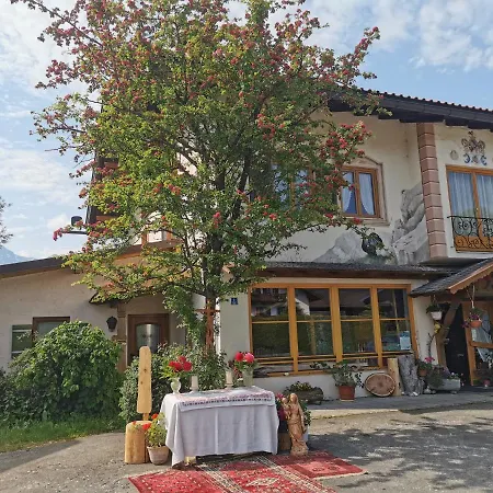 Gästehaus Berghof-3